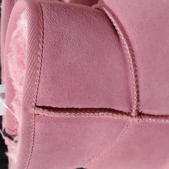 Women's Suede Winter Boots - Picture 15 of 17